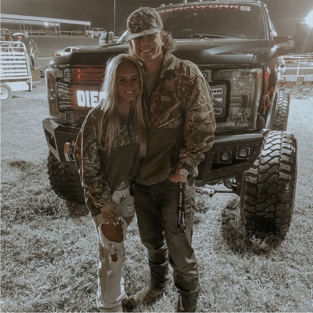 Men’s Drake Waterfowl Half-Zip Pullover Size Medium